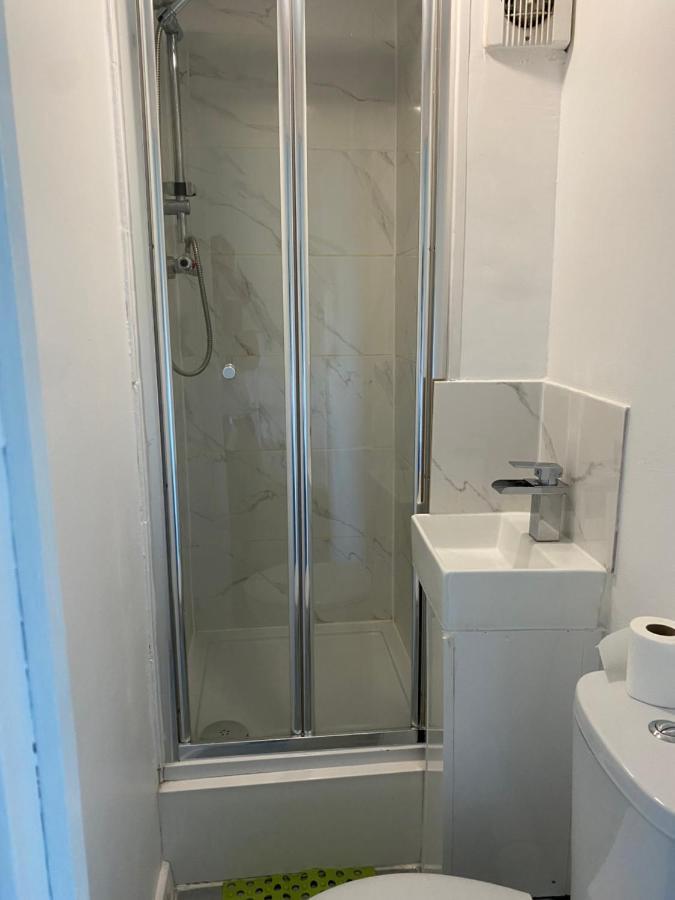 Accommodation HUB Studio 3 Londra Esterno foto